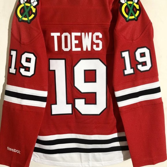 Reebok CHICAGO BLACKHAWKS JONATHAN TOEWS Women's JERSEY All Sizes S-2XL New - Picture 5 of 5